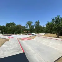 Skatepark d&#039;Ayguesvives - photo courtesy of Vulcano Skateparks