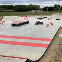 Skatepark d&#039;Ayguesvives - photo courtesy of Vulcano Skateparks