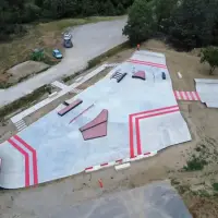 Skatepark d&#039;Ayguesvives - photo courtesy of Vulcano Skateparks