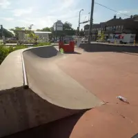 Closeup of quarter pipe section