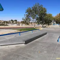 Doris Davies skatepark - Victorville