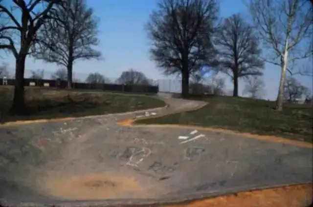 Riverside Park Bowl - Baltimore MD (Photo: Jonathan Sipes)