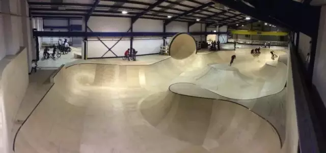 The Goliath Bowl with Full Indoor Wooden Capsule