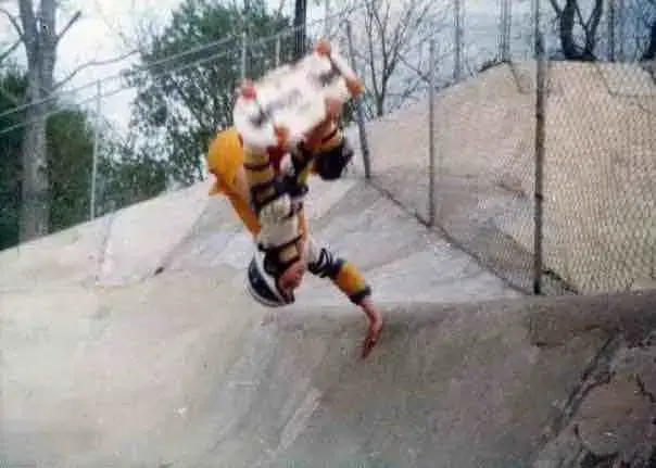 Texas Twister Skateboard Park - Houston TX (Skater: Paul Bland)