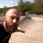 Checking out GRAIG Y RHACCA (Caerphilly) Skatepark