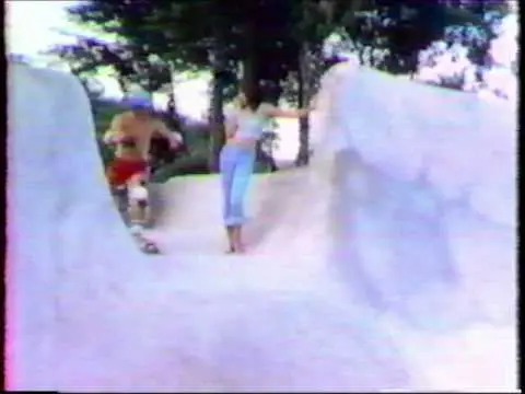 Flowmotion Skatepark - Sports Challenge - 1979